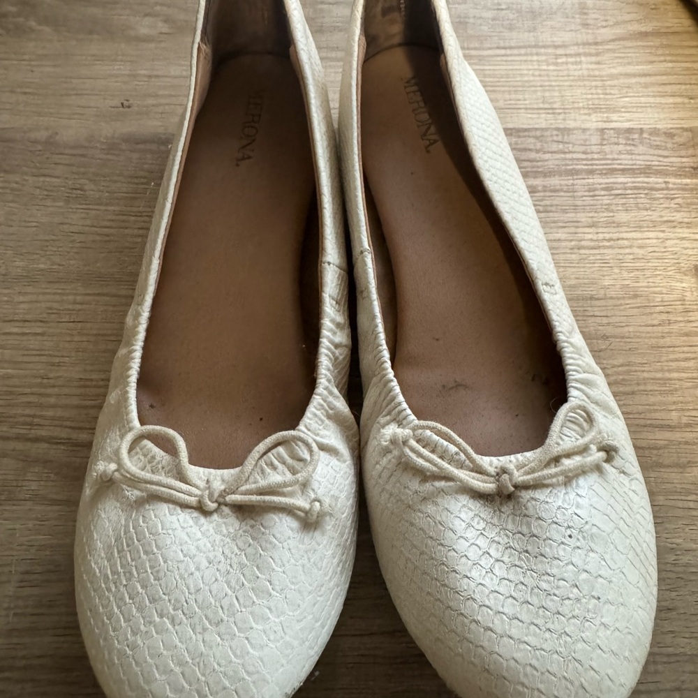 Target Women's Cream Textured Flats